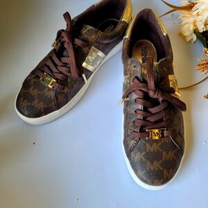 Ladies Michael Kors tennis shoes